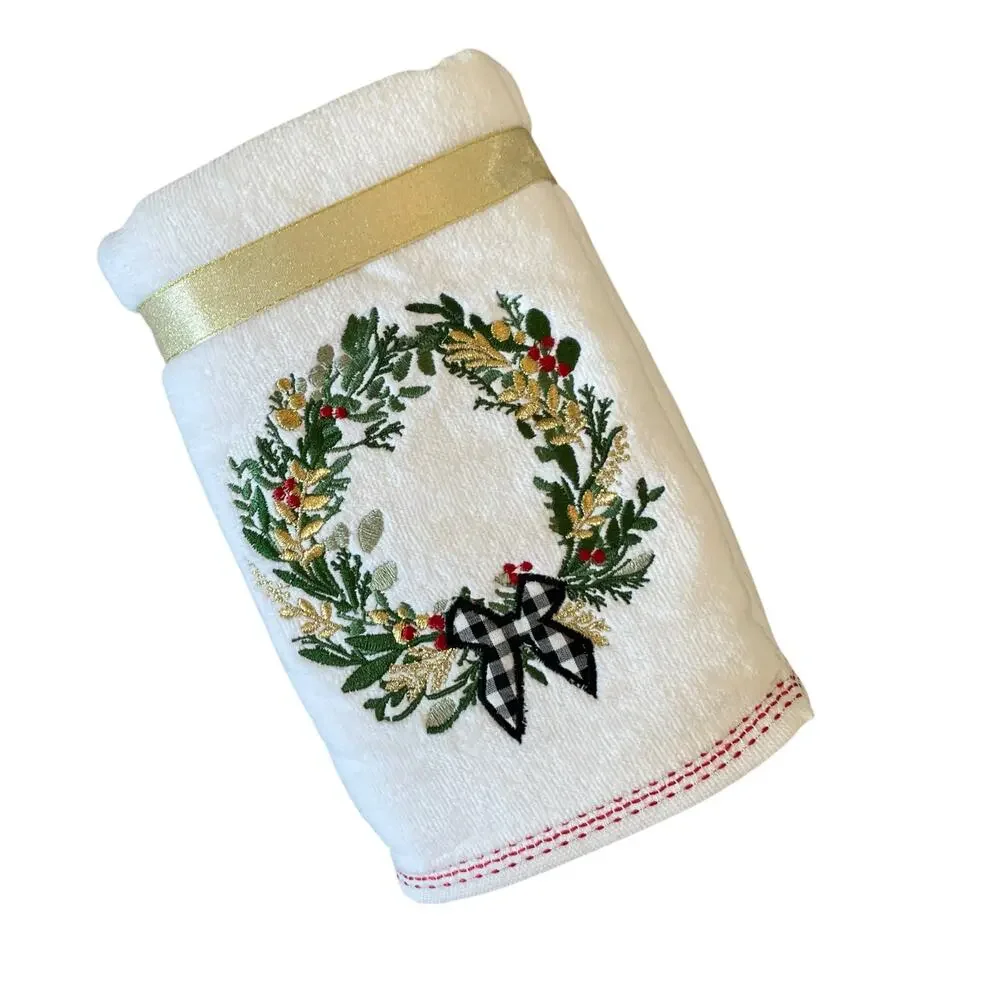 Papyrus Hand Towels Set of 2 Embroidered Christmas Holiday Wreath 16x28 NEW